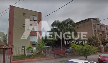 Apartamento com 2 quartos à venda na Rua Sorocaba, 43, Passo da Areia, Porto Alegre por R$ 210.000