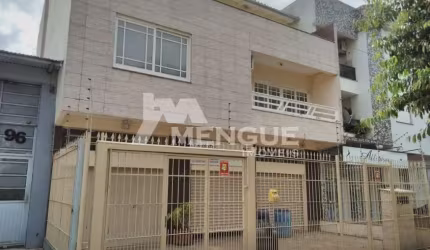 Casa com 4 quartos à venda na Avenida Delmar Rocha Barbosa, 106, Parque Santa Fé, Porto Alegre por R$ 1.100.000