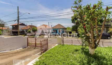 Terreno à venda na Rua Domingos Martins, 135, Cristo Redentor, Porto Alegre por R$ 359.000