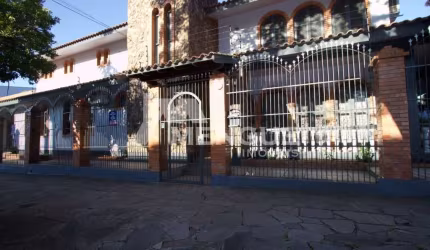 Casa comercial à venda na Rua Doutor Telmo Vergara, 28, Partenon, Porto Alegre por R$ 2.500.000
