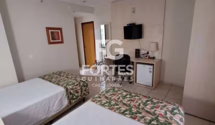 Flat com 1 quarto à venda no Centro, Ribeirão Preto  por R$ 179.000