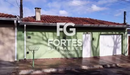 Casa com 3 quartos à venda no Centro, São Simão  por R$ 270.000