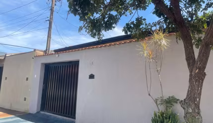 Casa com 3 quartos à venda no Jardim São José, Ribeirão Preto  por R$ 371.000
