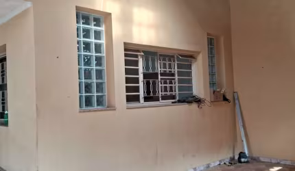 Casa com 3 quartos à venda no Ipiranga, Ribeirão Preto  por R$ 470.000