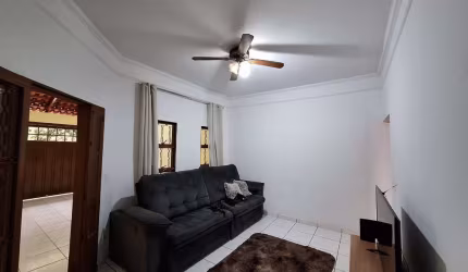 Casa com 3 quartos à venda no Jardim Anhangüera, Ribeirão Preto  por R$ 370.000