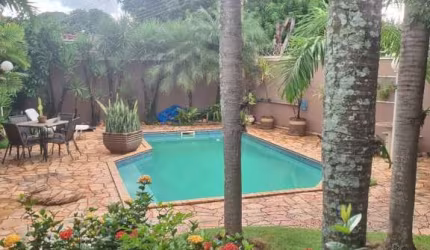 Casa com 3 quartos à venda no Jardim Niágara, Jardinópolis  por R$ 1.500.000