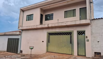 Casa com 3 quartos à venda no Jardim Paiva, Ribeirão Preto  por R$ 240.000