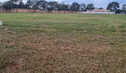 Terreno em condomínio fechado à venda no Fazenda Santa Maria, Cravinhos  por R$ 1.650.000