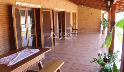 Casa com 4 quartos à venda no Jardim Paulista, Cravinhos  por R$ 1.500.000