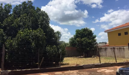 Terreno à venda no Jardim Zara, Ribeirão Preto  por R$ 120.000
