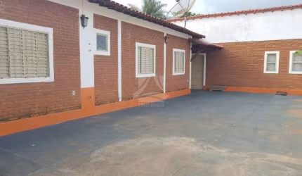 Chácara / sítio com 4 quartos à venda em Shangrilá, São José da Barra  por R$ 490.000
