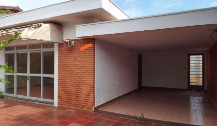 Casa comercial com 2 salas à venda no Jardim Sumaré, Ribeirão Preto  por R$ 695.000
