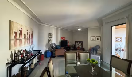Apartamento com 4 quartos à venda no Centro, Ribeirão Preto  por R$ 800.000