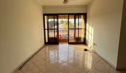 Apartamento com 3 quartos à venda na Vila Mariana, Ribeirão Preto  por R$ 320.000