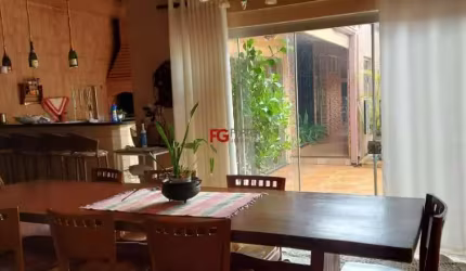 Casa com 4 quartos à venda no Alto das Acácias, Cravinhos  por R$ 1.040.000