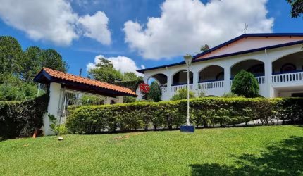 Chácara / sítio com 4 quartos à venda na Vila São José, Serra Negra  por R$ 1.700.000