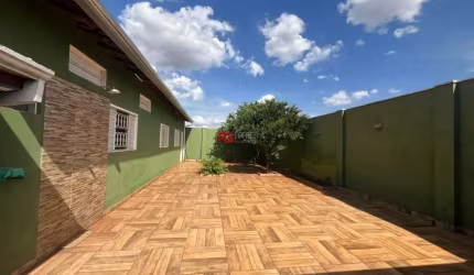 Casa com 3 quartos à venda no Jardim Antártica, Ribeirão Preto  por R$ 550.000