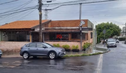 Casa comercial com 5 salas à venda no Jardim América, Ribeirão Preto  por R$ 800.000