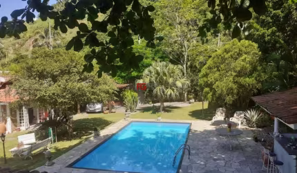 Casa com 6 quartos à venda no Barequecaba, São Sebastião  por R$ 2.800.000
