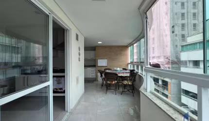 Apartamento Zona Central para Venda em Balneário Camboriú, CENTRO, 3 dormitórios, 1 suíte, 2 banheiros, 1 vaga