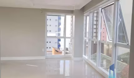 Apartamento Quadra Mar para Venda em Balneário Camboriú, BARRA SUL, 3 dormitórios, 3 suítes, 4 banheiros, 3 vagas