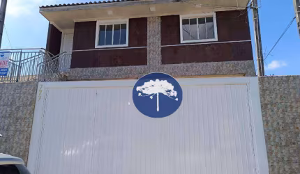 Sobrado com 5 dormitórios à venda, 192 m² por R$ 470.000,00 - Campo de Santana - Curitiba/PR