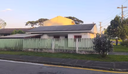 Casa de esquina 3 quartos e quintal R$ 510.000 - Iguaçu  - Araucária/PR