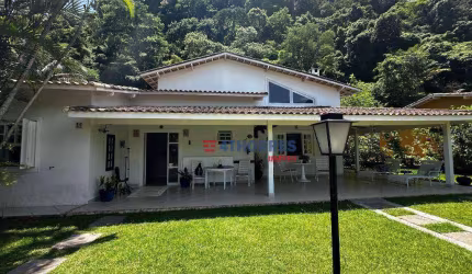 Casa com 3 dormitórios à venda, 250 m² por R$ 1.900.000,00 - Paúba - São Sebastião/SP