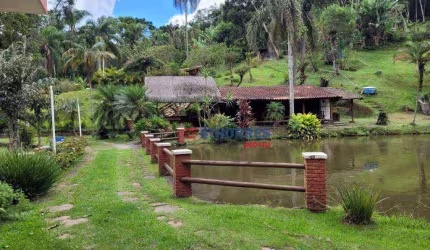 Chácara com 3 dormitórios à venda, 10000 m² por R$ 900.000,00 - Jardim Petrópolis - Itapecerica da Serra/SP