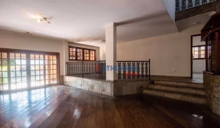 Casa 4 dormitórios, 367 m² - venda por R$ 2.500.000 ou aluguel por R$ 13.182/mês - Alphaville 06 - Santana de Parnaíba/SP