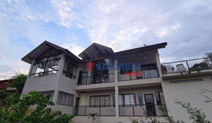Casa com 3 dormitórios à venda, 558 m² por R$ 2.800.000,00 - Granja Viana - Cotia/SP