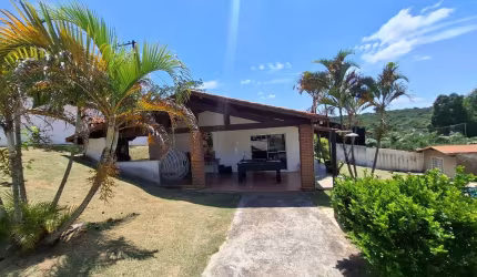 Chácara / sítio com 4 quartos à venda no Cachoeira, Ibiúna  por R$ 630.000