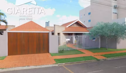 Casa grande e semi mobiliada à venda no Centro, Toledo - PR