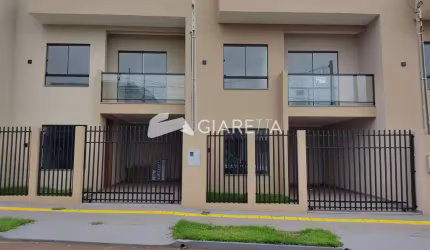 Sobrado com excelente localização á venda, JARDIM SÃO FRANCISCO, TOLEDO - PR