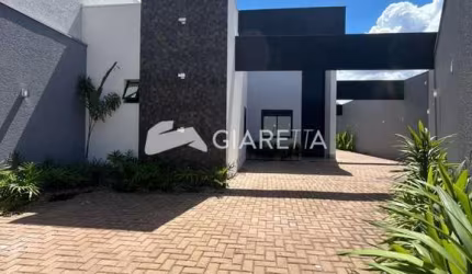 Casa ampla disponível para venda no JARDIM GISELA, TOLEDO - PR