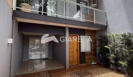 Sobrado com excelente localização à venda, JARDIM CONCÓRDIA, TOLEDO - PR