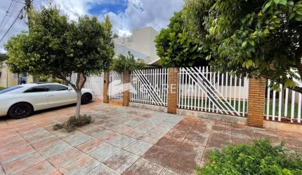 Casa ampla e com excelente localização para venda, VILA INDUSTRIAL, TOLEDO - PR