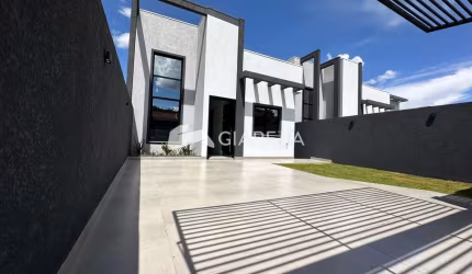 Sobrado amplo em excelente localização à venda, JARDIM PARIZOTTO, TOLEDO - PR
