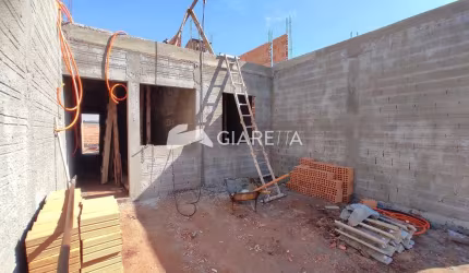 Casa ampla à venda em ótima localização no JARDIM PINHEIRINHO, TOLEDO - PR