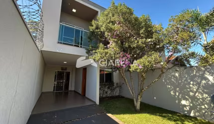 Sobrado amplo e mobiliado à venda no JARDIM PANCERA, TOLEDO - PR