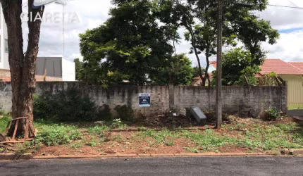 Terreno de 610m2 á venda no Jardim Porto Alegre, Toledo PR.