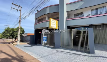 Sala comercial muito ampla para locação no CENTRO de TOLEDO-PR