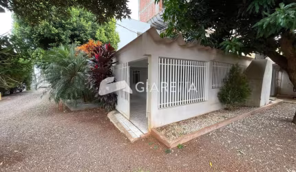 Casa kitnet para locação em excelente localização, VILA INDUSTRIAL, TOLEDO - PR