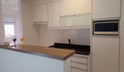 Apartamento 2 dormitórios com planejados