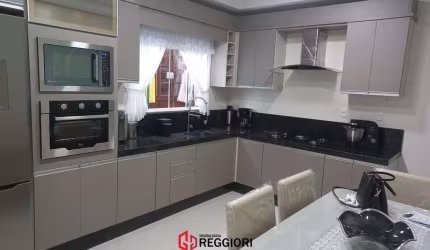 SOBRADO 4 DORM SENDO 1 SUÍTE 2 VAGAS CAMBORIÚ