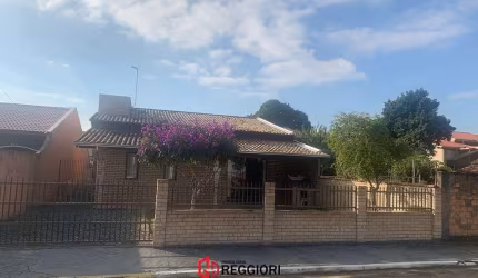 CASA MOBILIADA 2 DORM ACEITA PERMUTA CENTRO PENHA