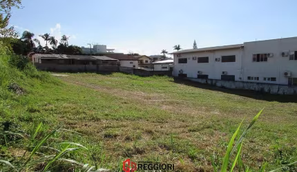TERRENO 1.255 M² 32 X 33 METROS CENTRO CAMBORIÚ SC
