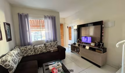SOBRADO 2 DORM 2 VAGAS SANTA REGINA CAMBORIU - SC