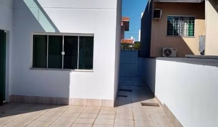 SOBRADO GEMINADO ARIRIBÁ BALNEÁRIO CAMBORIÚ