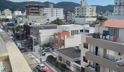 AMPLO APTO 2 DORMITÓRIOS ACEITA PERMUTA NAÇÕES BC